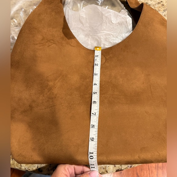 NWT Dark Brown, Abercrombie Vegan Suede Tote purse! - Picture 7 of 8